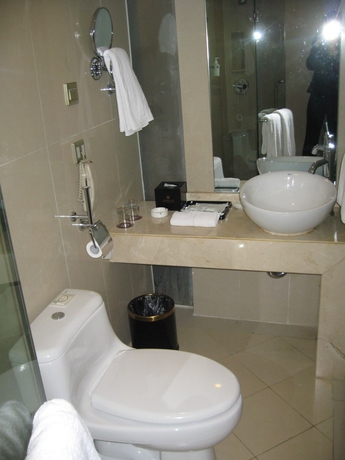 Imagen de la habitación del Hotel Landmark International. Foto 5