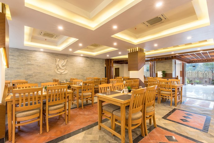 Imagen del bar/restaurante del Hotel Landmark Kathmandu. Foto 2