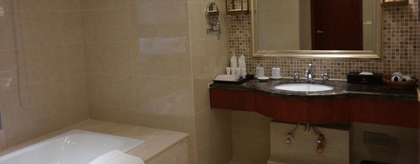 Imagen de la habitación del Hotel Landmark Mekong Riverside. Foto 3