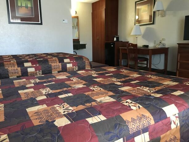 Imagen de la habitación del Hotel Landmark Motor Inn. Foto 19