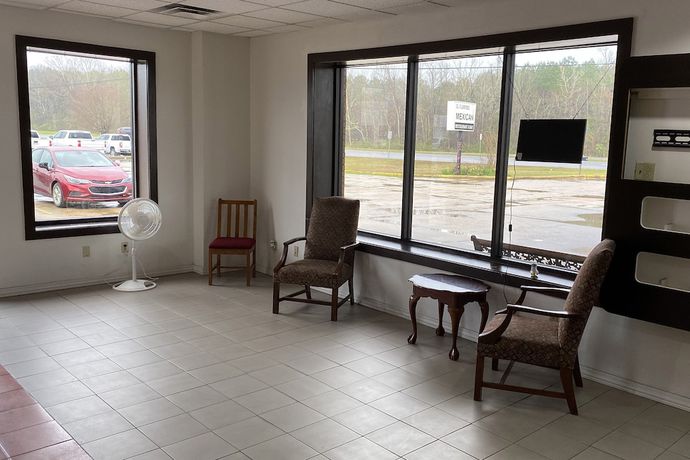 Imagen de los interiores del Hotel Landmark, New Llano. Foto 16