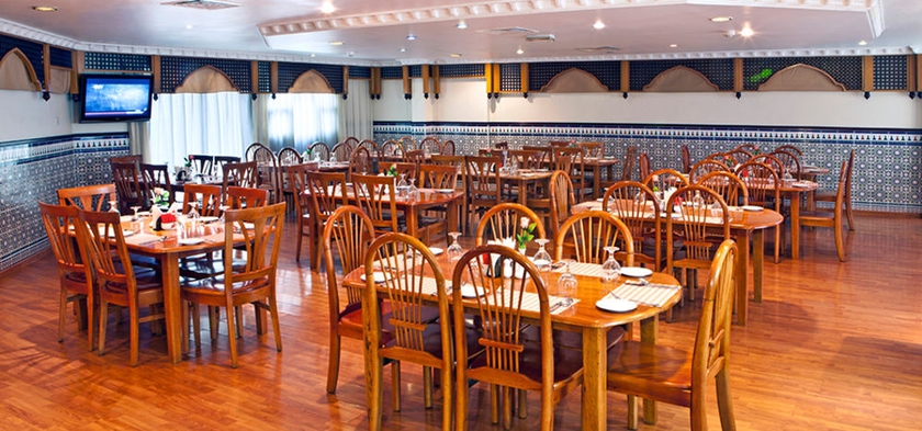 Imagen del bar/restaurante del Hotel Landmark Plaza. Foto 4