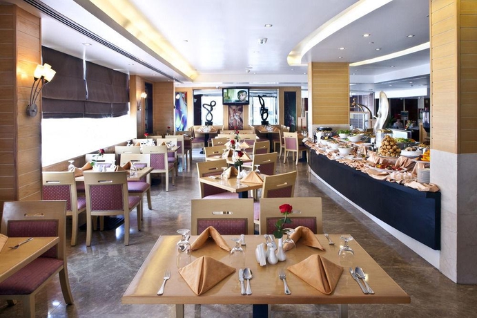 Imagen general del Hotel Landmark Riqqa. Foto 3