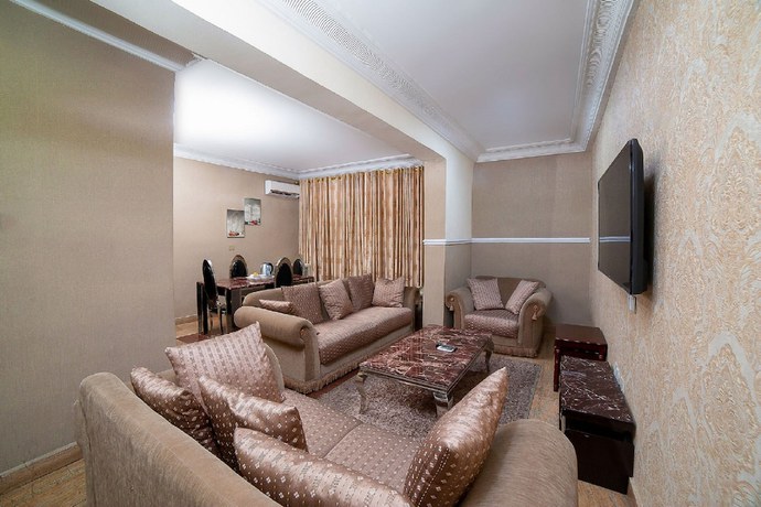 Imagen de la habitación del Hotel Landmark, Rumukalagbo. Foto 16