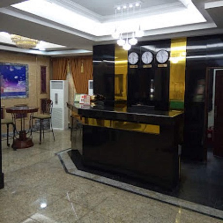 Imagen de los interiores del Hotel Landmark, Rumukalagbo. Foto 20