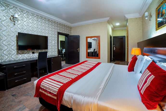 Imagen de la habitación del Hotel Landmark, Rumukalagbo. Foto 18