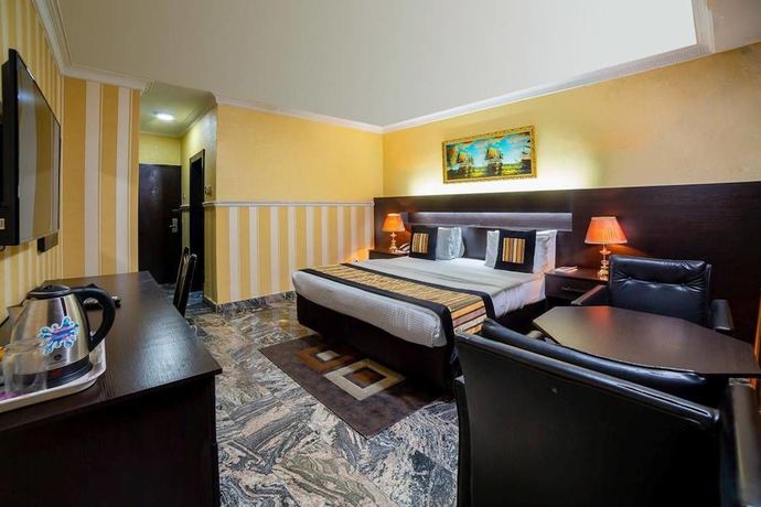 Imagen de la habitación del Hotel Landmark, Rumukalagbo. Foto 14