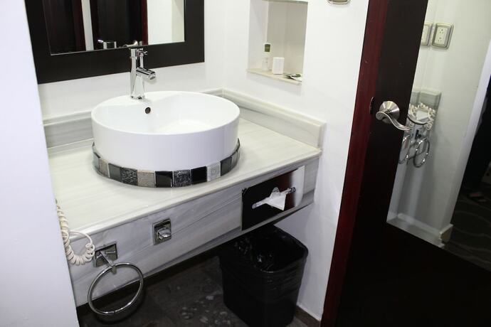 Imagen general del Hotel Landmark Suites, Los Mochis. Foto 4