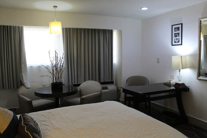 Imagen general del Hotel Landmark Suites, Los Mochis. Foto 8
