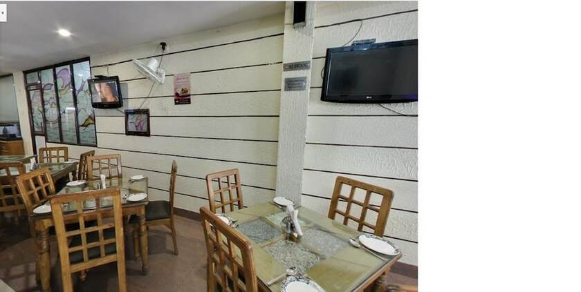 Imagen del bar/restaurante del Hotel Landmark-haridwar. Foto 16