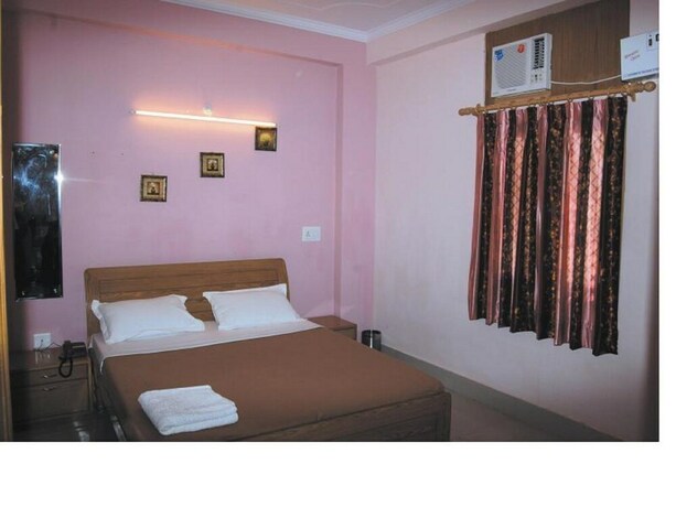 Imagen de la habitación del Hotel Landmark-haridwar. Foto 20