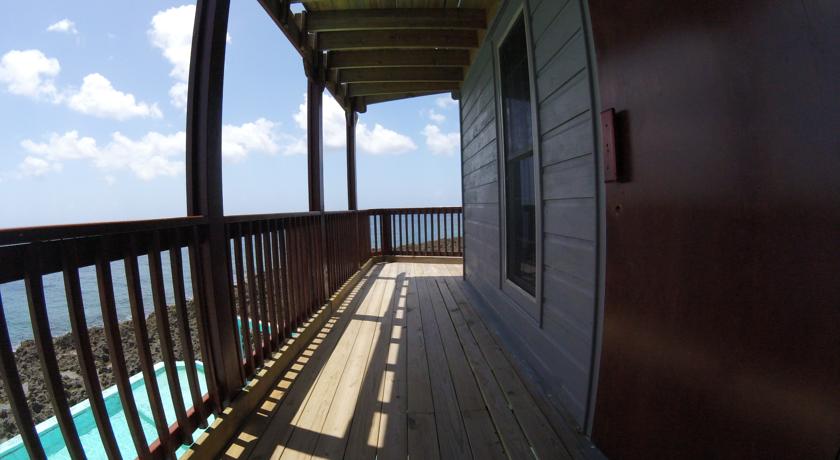 Imagen de los exteriores del Hotel Lands End. Foto 6