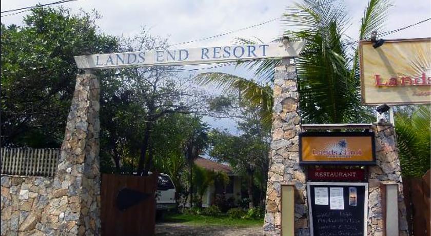 Imagen de los exteriores del Hotel Lands End. Foto 8