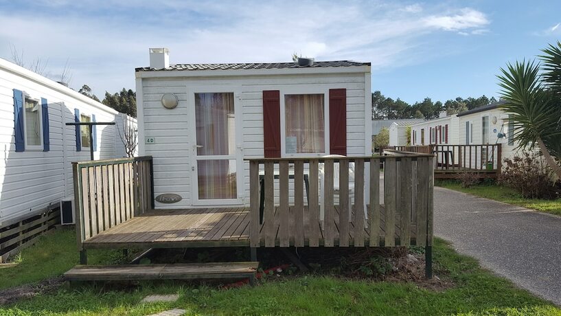 Imagen de la habitación del Hotel Land's Hause Bungalows. Foto 11