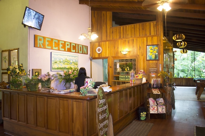Imagen de los interiores del Hotel Lands In Love. Foto 11