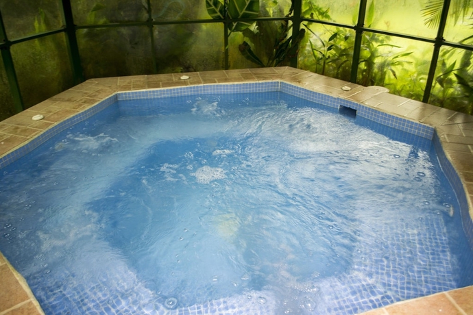 Imagen de la piscina del Hotel Lands In Love. Foto 19