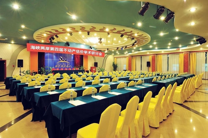 Imagen de los interiores del Hotel Landscape Beach Sanya. Foto 12