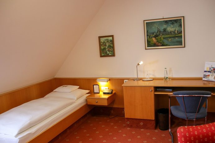 Imagen de la habitación del Hotel Landwehr-Bräu. Foto 13