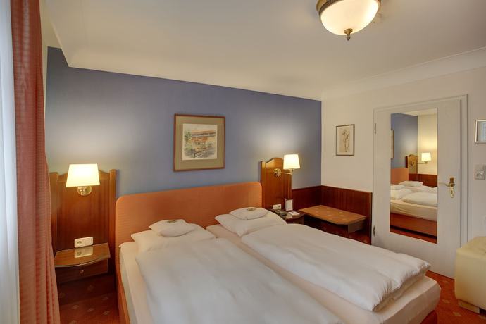 Imagen de la habitación del Hotel Landwehr-Bräu. Foto 15