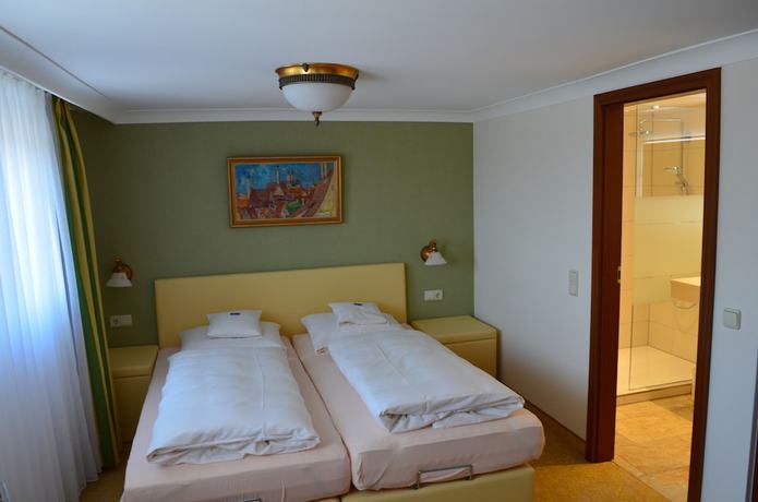 Imagen de la habitación del Hotel Landwehr-Bräu. Foto 17