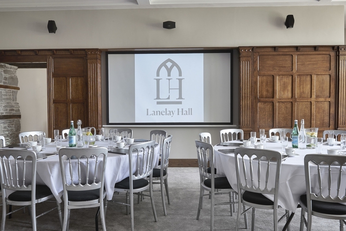 Imagen de los interiores del Hotel Lanelay Hall and Spa. Foto 17