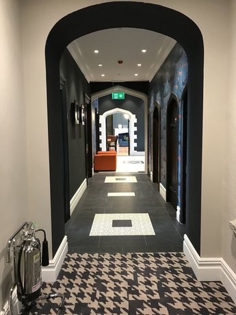 Imagen de los interiores del Hotel Lanelay Hall and Spa. Foto 18