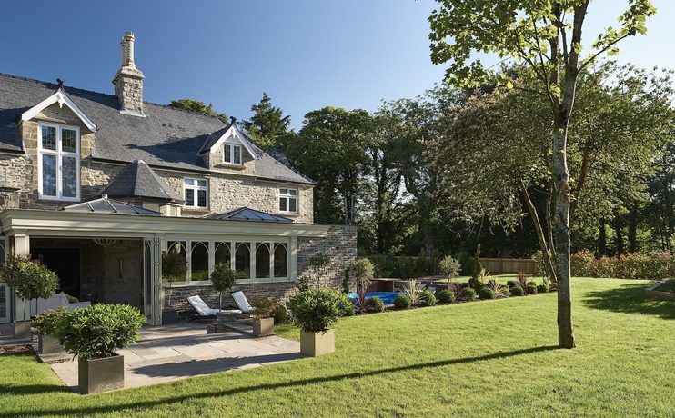 Imagen de los exteriores del Hotel Lanelay Hall and Spa. Foto 15