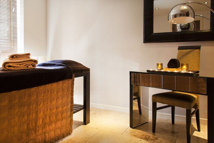 Imagen de los interiores del Hotel Lanes. Foto 17