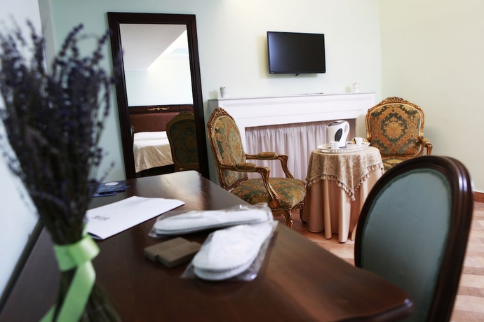 Imagen de la habitación del Hotel Lanfipe Palace. Foto 7