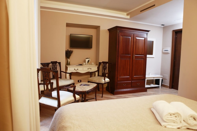 Imagen de la habitación del Hotel Lanfipe Palace. Foto 10