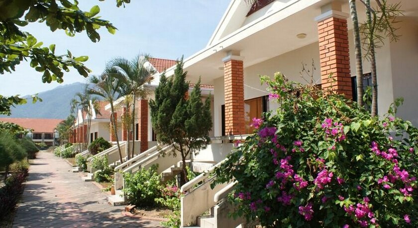 Imagen de los interiores del Hotel Lang Co Resort. Foto 26