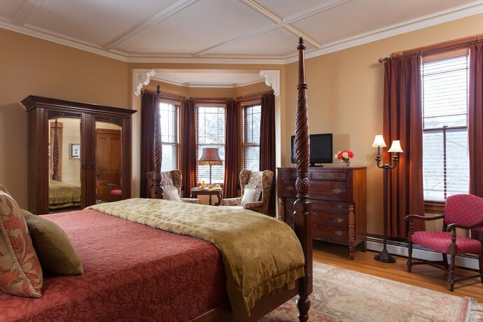Imagen general del Hotel Lang House On Main Street. Foto 3