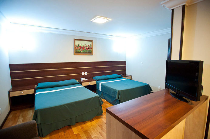 Imagen de la habitación del Hotel Lang Palace. Foto 4