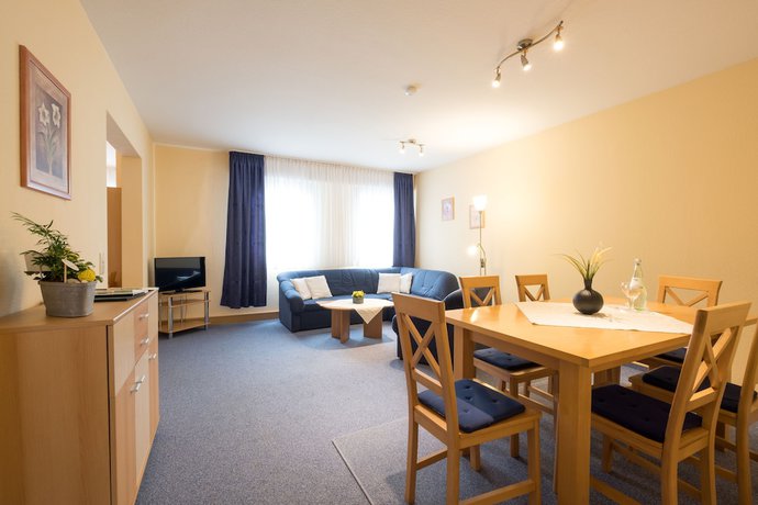 Imagen de la habitación del Hotel Langen. Foto 9