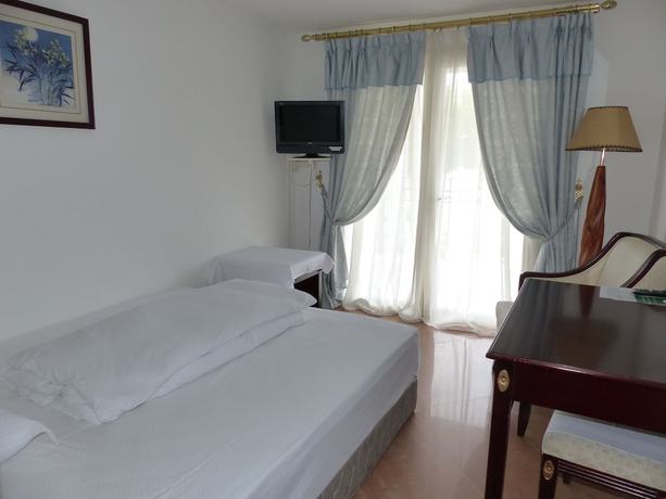 Imagen de la habitación del Hotel Langenthal. Foto 16