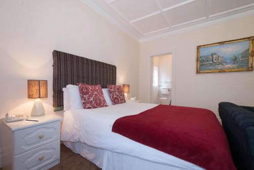Imagen de la habitación del Hotel Langfords. Foto 6