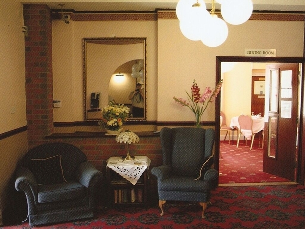 Imagen de los interiores del Hotel Langham Court. Foto 17