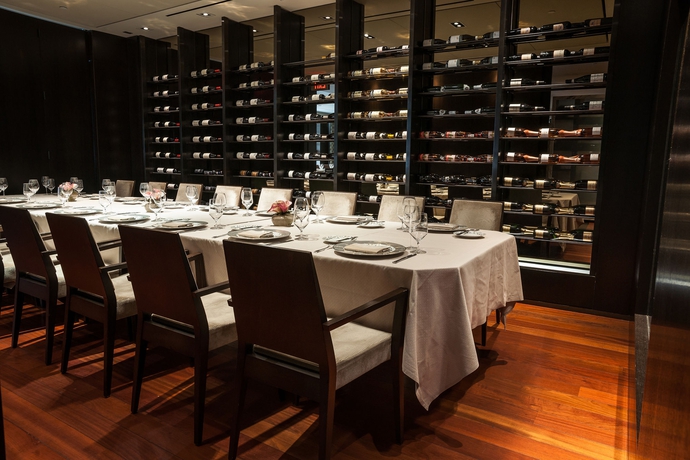 Imagen del bar/restaurante del Hotel Langham Place, Fifth Avenue. Foto 2