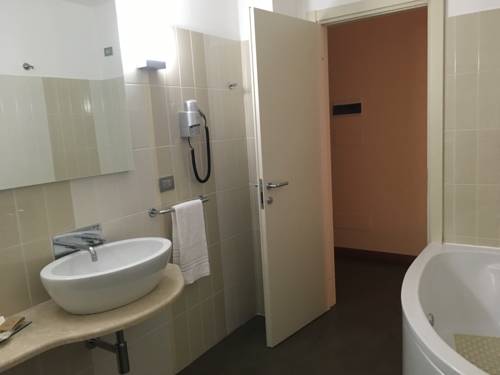 Imagen de la habitación del Hotel Langhe & Monferrato. Foto 14