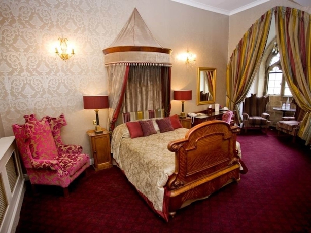 Imagen de la habitación del Hotel Langley Castle. Foto 13