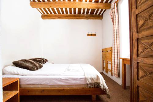 Imagen de la habitación del Hotel Langley La Vieille Ferme. Foto 5