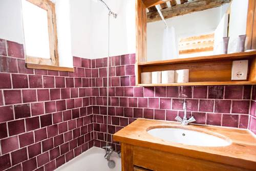 Imagen de la habitación del Hotel Langley La Vieille Ferme. Foto 6