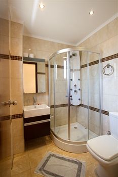 Imagen de la habitación del Hotel Langley Resort Almirida Bay. Foto 6