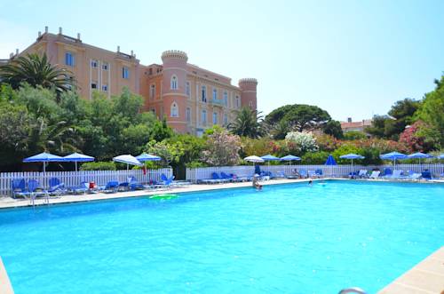 Imagen general del Hotel Langley Resort Napol&eacute;on Bonaparte. Foto 2