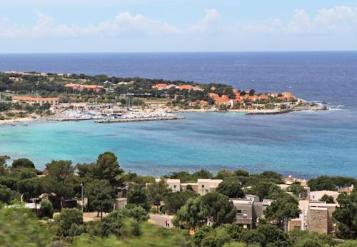 Imagen de los exteriores del Hotel Langley Resort Napol&eacute;on Bonaparte. Foto 14