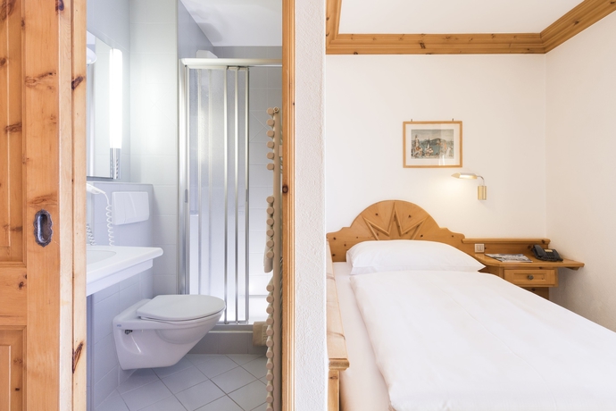 Imagen de la habitación del Hotel Languard. Foto 2