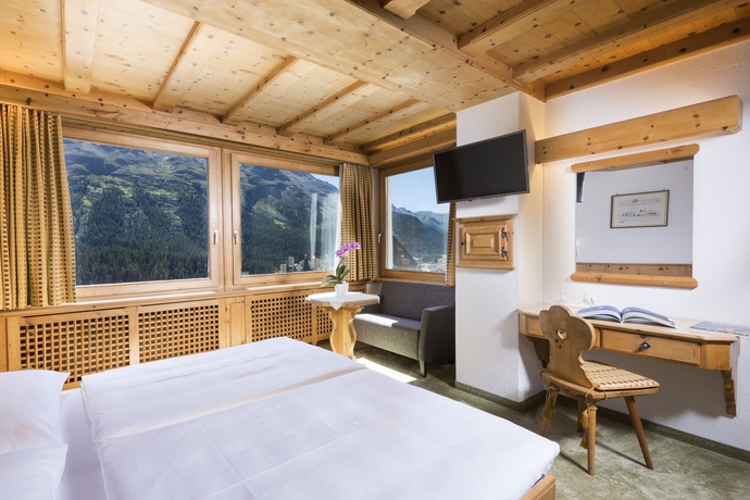 Imagen de la habitación del Hotel Languard. Foto 15