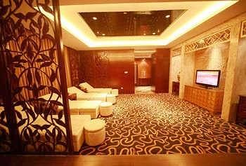 Imagen de la habitación del Hotel Langzhong Wanchi International. Foto 8