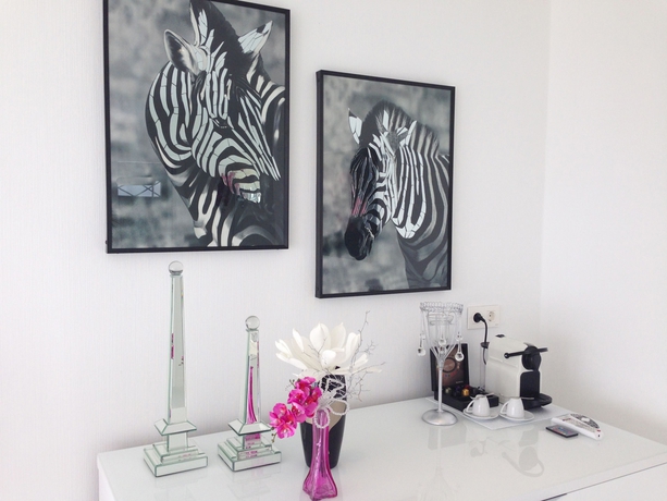 Imagen de la habitación del Hotel Lani´s Suites de Luxe. Foto 9