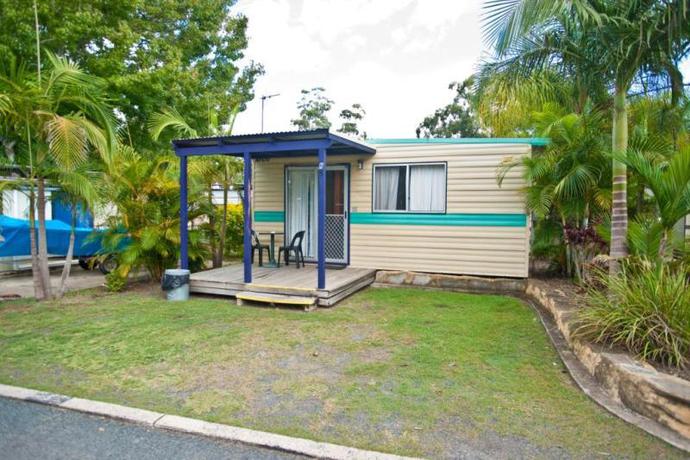 Imagen general del Hotel Lani's Holiday Island - Caravan Park. Foto 14